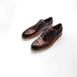 Hand Carved Casual Brogue